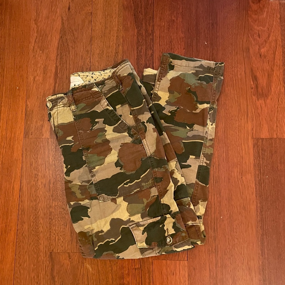 Anthro camo pants
